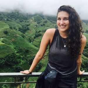 Meet your Posher, Raquel